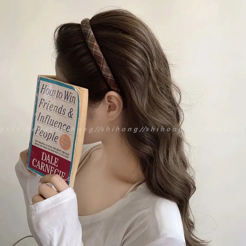 Women Plaid Hair Bands for Stylish Outings — feature 5