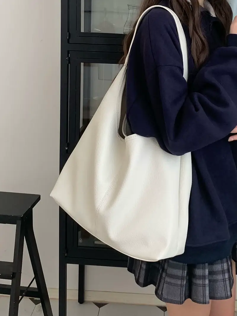 Large Capacity Korean Style Leather Shoulder Bag Women — feature 3