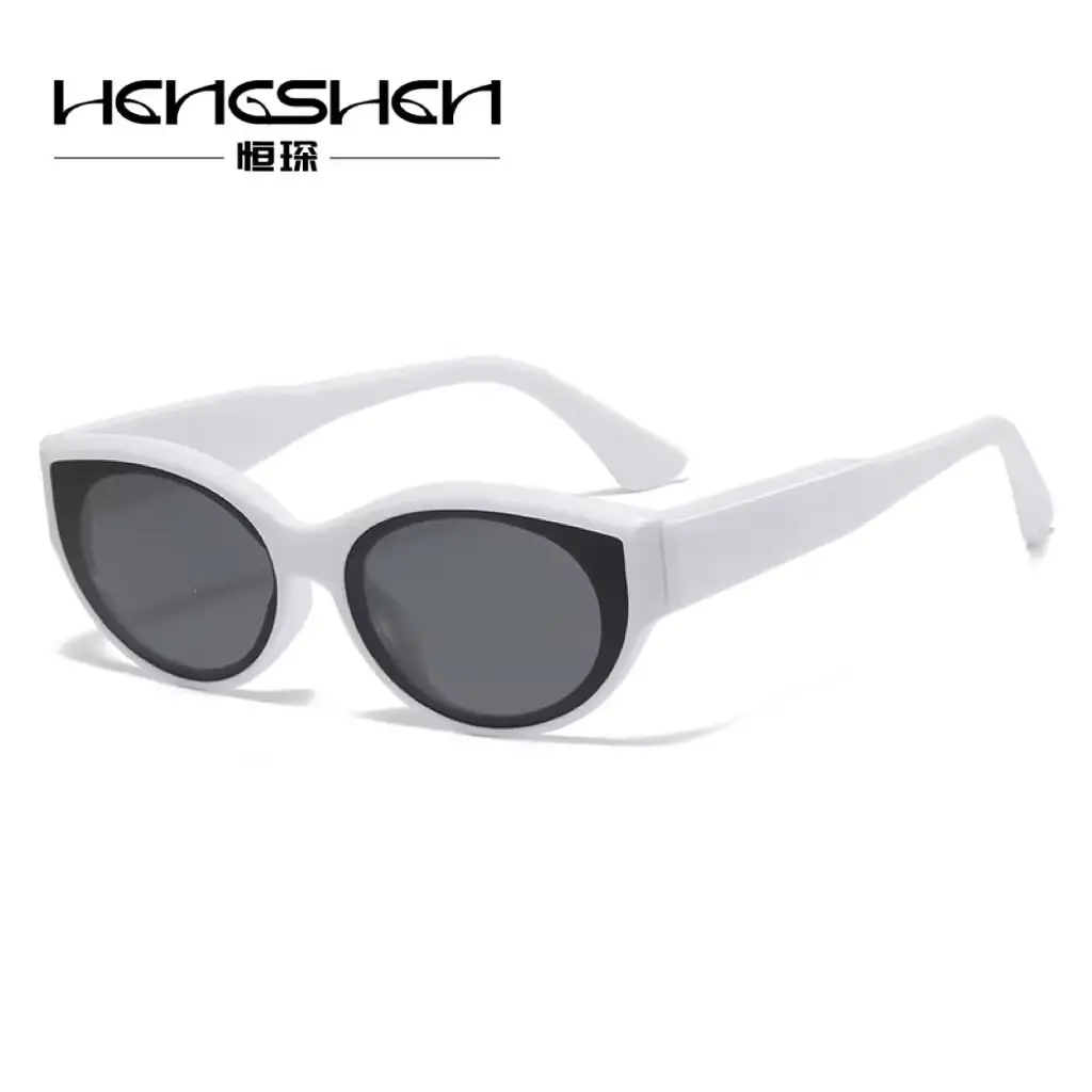 Retro Stylish Sunglasses with Concave Shape Small Frame - Image 5