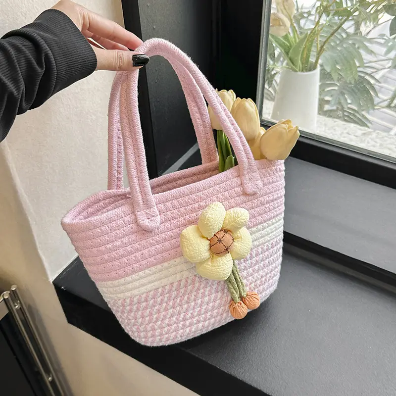 Pink Straw Flower Shoulder Bag for Women - Image 6