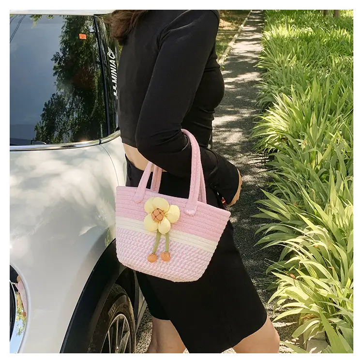 Pink Straw Flower Shoulder Bag for Women — feature 13