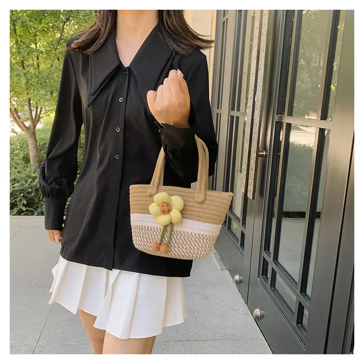 Pink Straw Flower Shoulder Bag for Women — feature 15