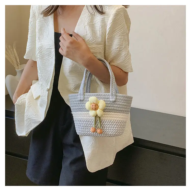 Pink Straw Flower Shoulder Bag for Women — feature 19
