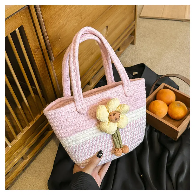Pink Straw Flower Shoulder Bag for Women — feature 25