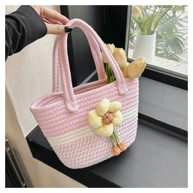 Pink Straw Flower Shoulder Bag for Women — feature 40