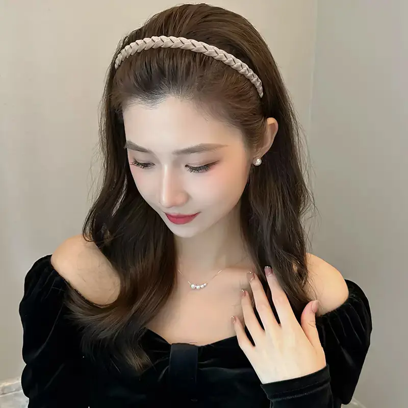 Women's Toothed Anti-Slip Hairbands for Go Out