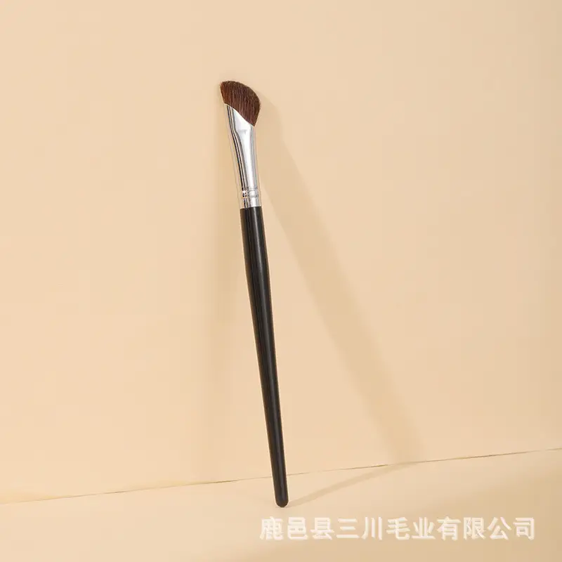 Cross-border High-Gloss Makeup Brush 155mm — feature 10