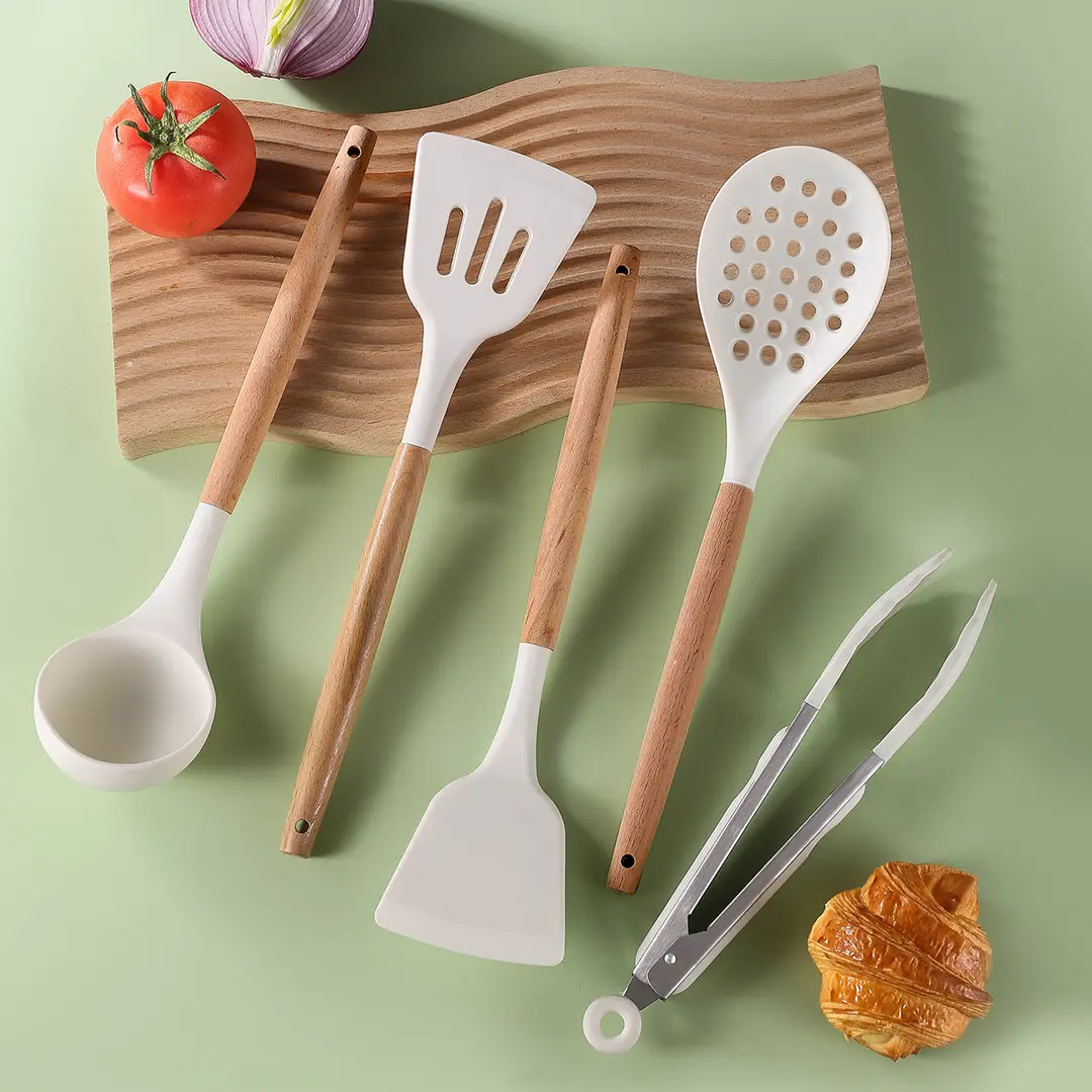 White wooden handle silicone 5-piece spatula Spoon soup spoon household cooking shovel non-stick pan food supplement kitchenware suit