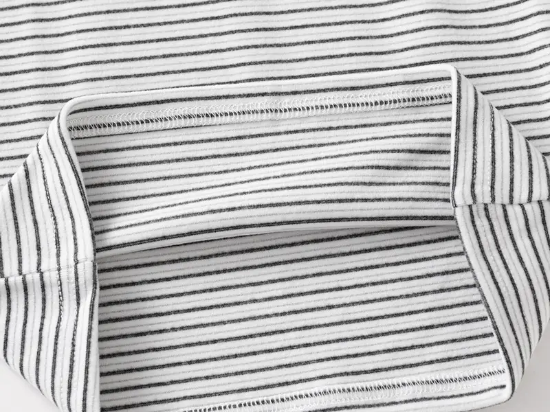 Boys Striped Fleece High Collar T-Shirt 2024 — feature 9