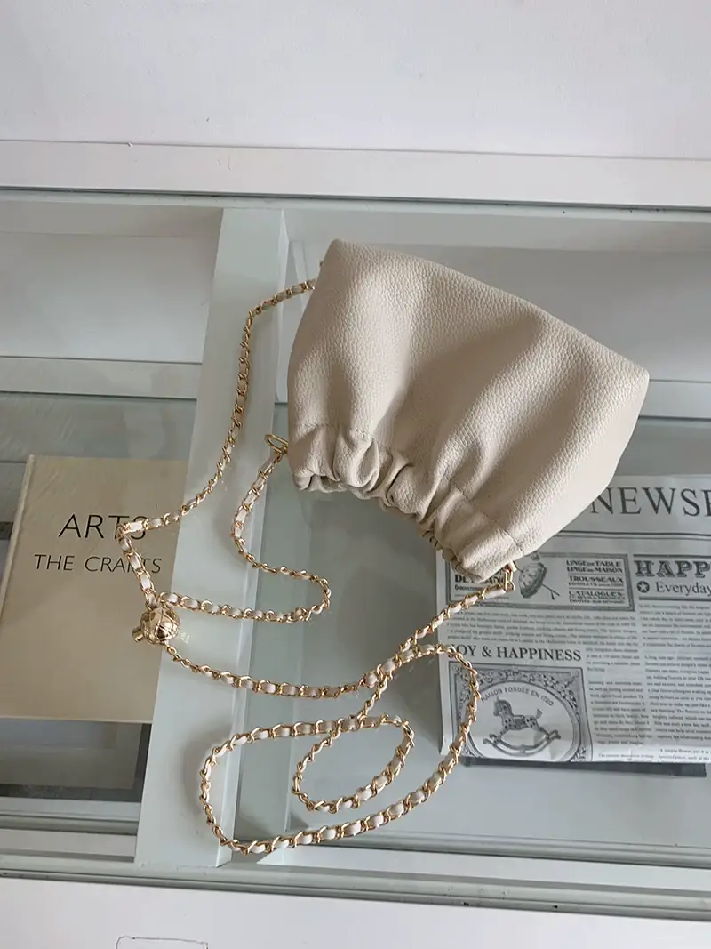 Women's High-End Chain Crossbody Bag Brown — feature 11