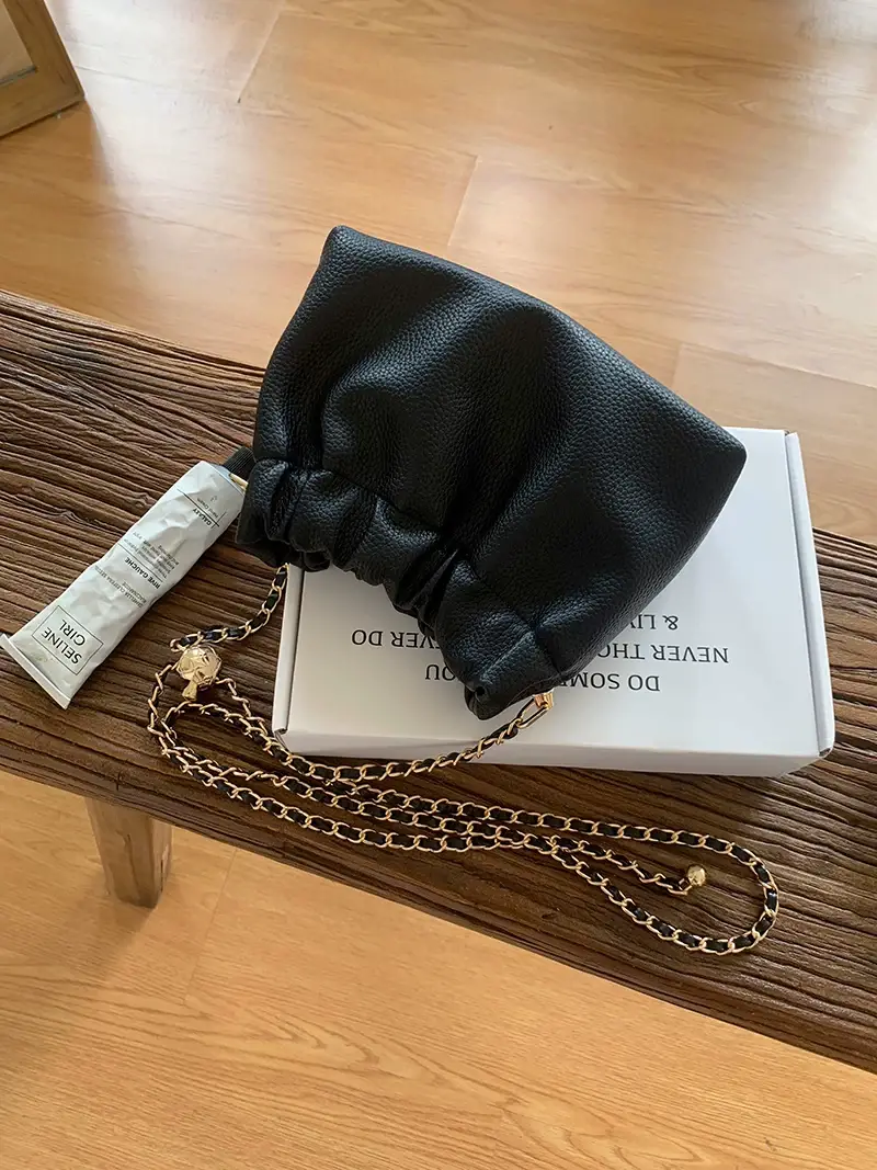 Women's High-End Chain Crossbody Bag Brown — feature 16