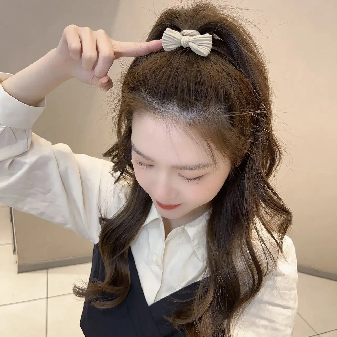 Black White Hair Rope High Ponytail Bow — feature 5