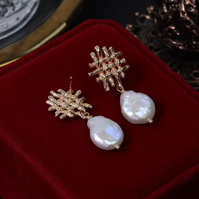 Irregular Hollow Pearl Earrings Vintage Baroque Design