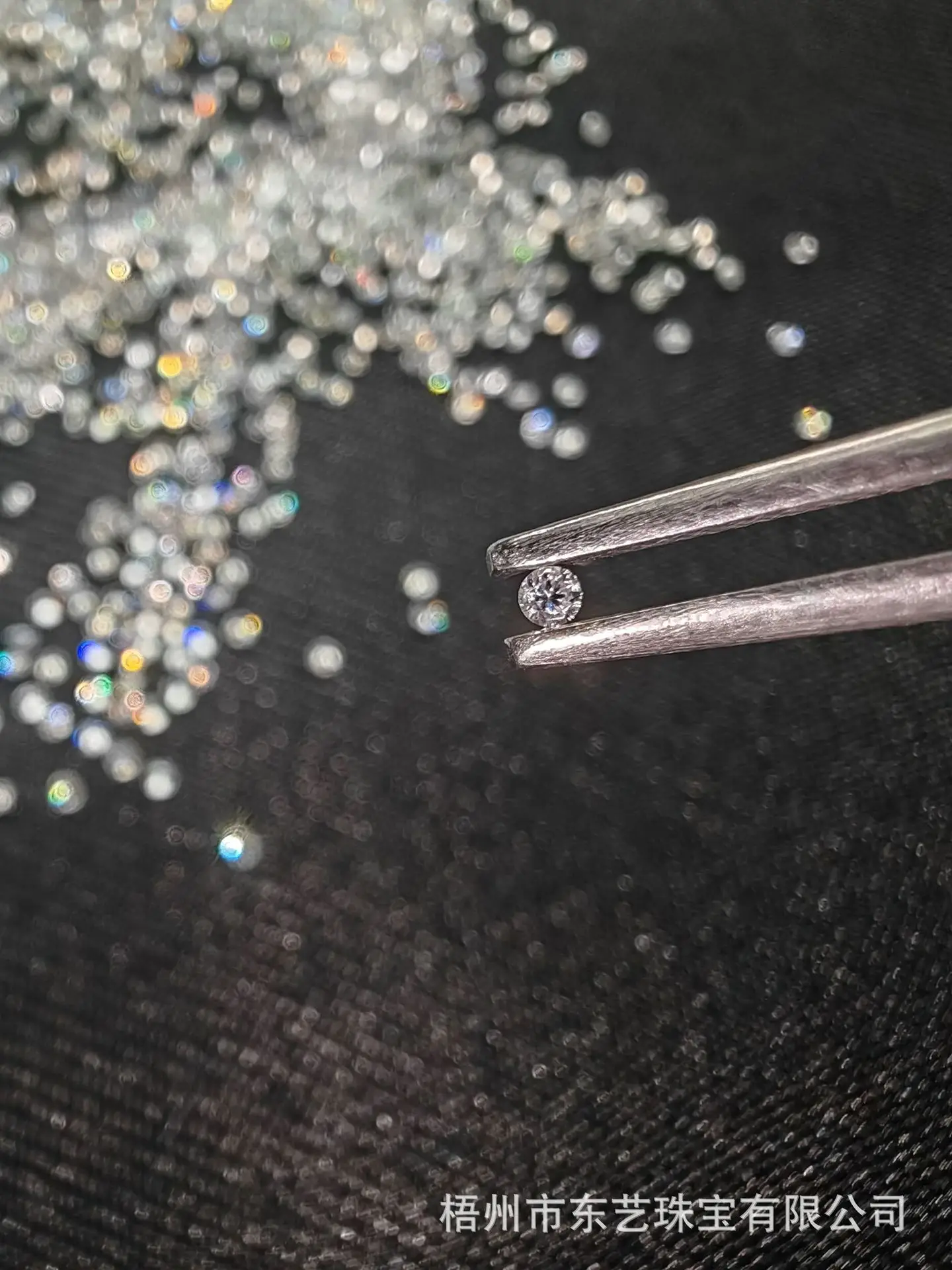 Moissanite Ring Necklace with Sparkling Stone — feature 2