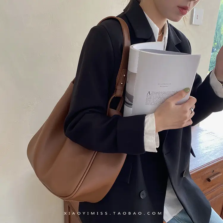 Brown PU Leather Women's Tote Bag Large Capacity Single Shoulder — feature 9