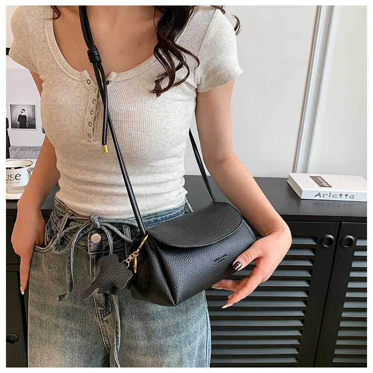 Women's Small Crossbody Bag Brown Leather 2025 — feature 17