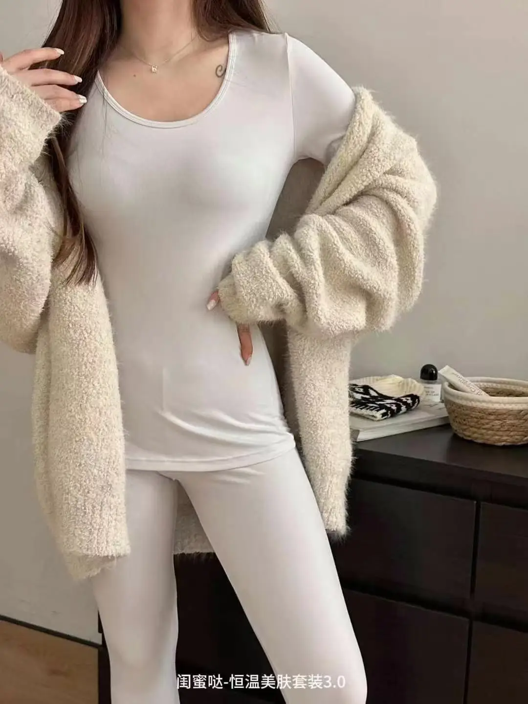 Traceless Home Thermal Underwear Suit for Women — feature 42