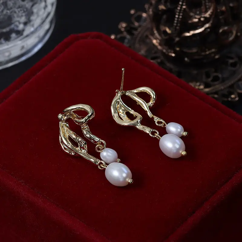 Irregular Bow Baroque Pearl Earrings Wholesale - Image 5