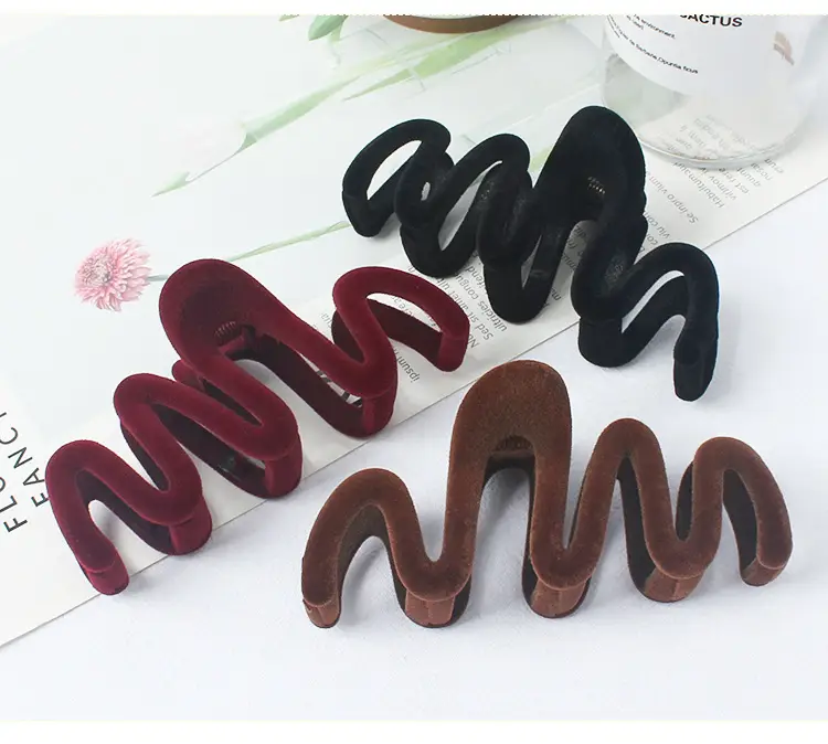 2023 White Deer Flocking Hair Clip Women High-Looking Large Clip — feature 5