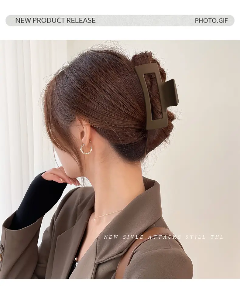 Women's Large Hair Clip Back Head High-Gold Clip — feature 2