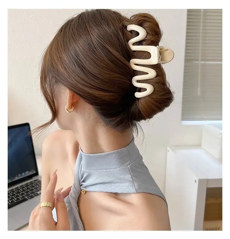 Candy Color Wave Hair Clip for Back Head Updo — feature 5
