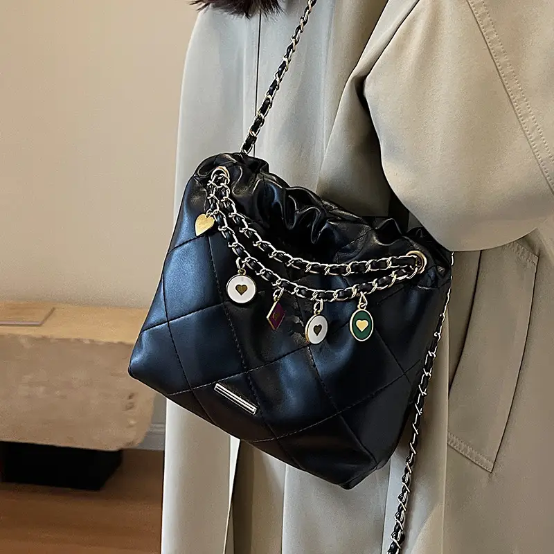 Rhombus Chain Shoulder Messenger Bag Black 2023 - Image 7