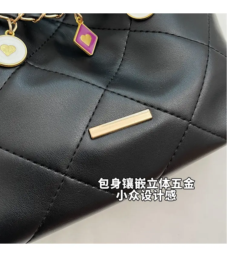 Rhombus Chain Shoulder Messenger Bag Black 2023 — feature 3