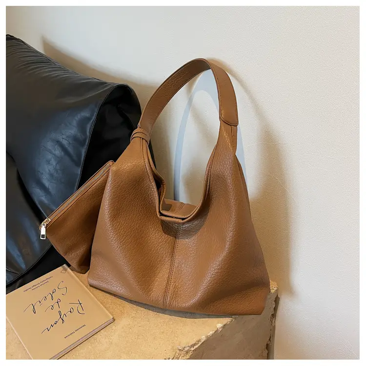 Women Large Capacity Textured Shoulder Bag 2023 — feature 9