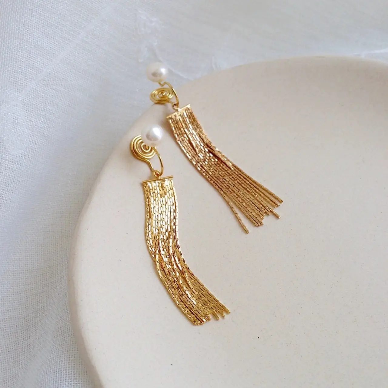 14K Gold Tassel Earrings with Pearl & Needle Design - Image 5
