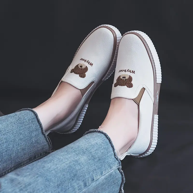 Work practice low-top elastic band slip-on women's shoes all-match breathable slip-on bear black canvas shoes - Image 5