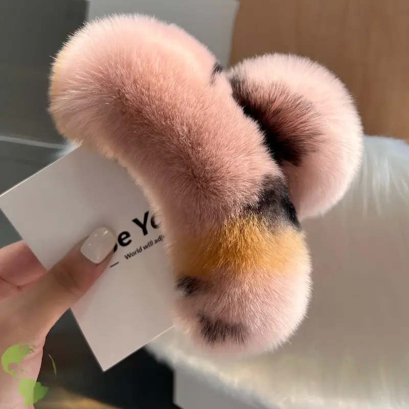 Women Furry Plush Hairpin Clip Blue
