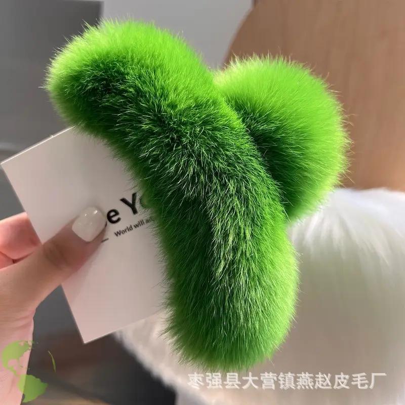 Women Furry Plush Hairpin Clip Blue — feature 19