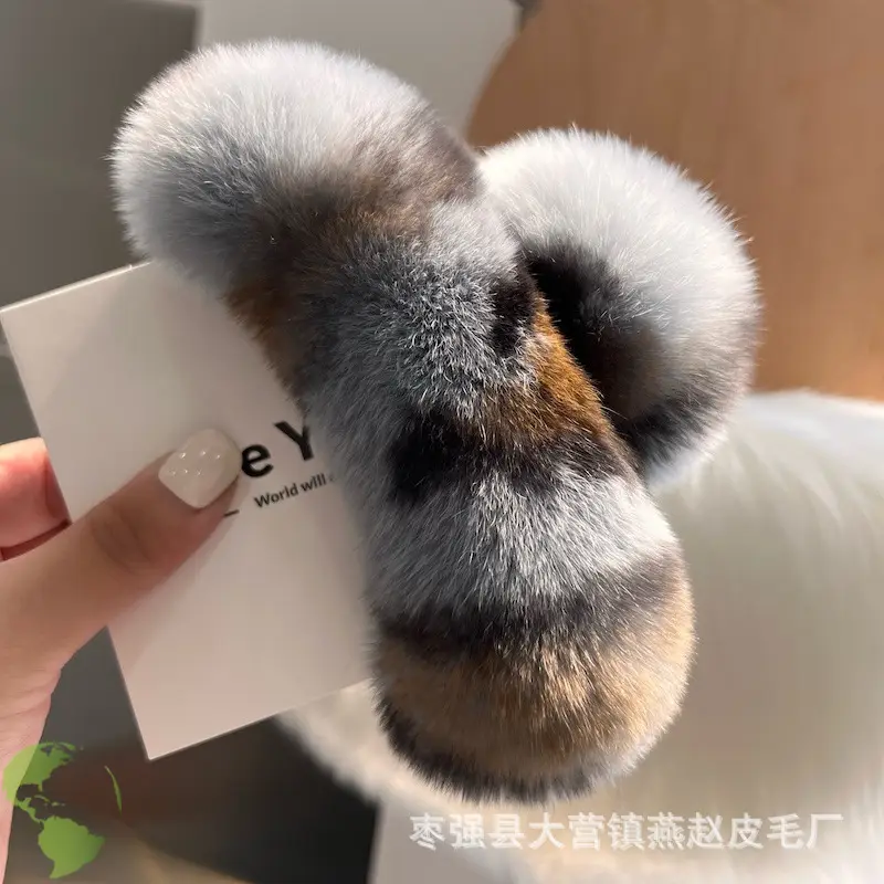 Women Furry Plush Hairpin Clip Blue — feature 5