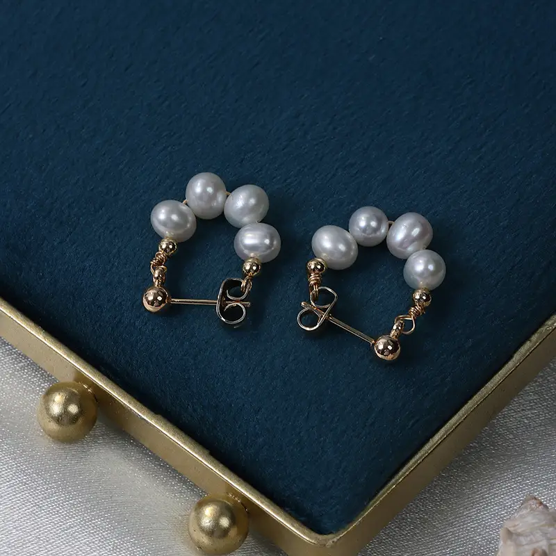 New Niche Pearl Earrings Fashion Luxury Wholesale - Image 6