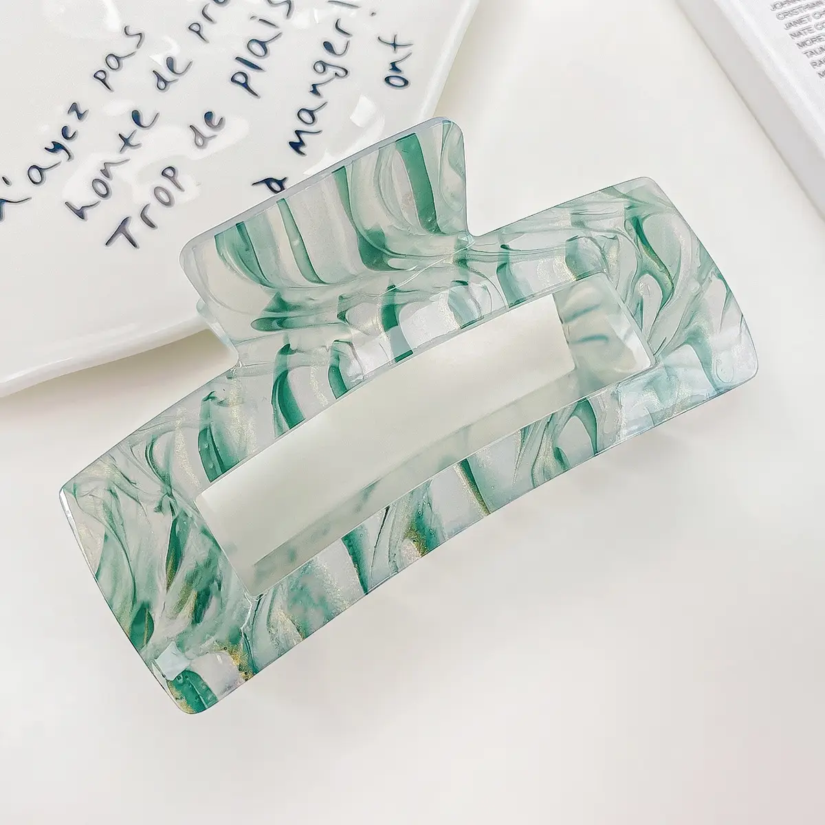 Berphiya Large Acrylic Hair Grab Clip 30g - Image 7