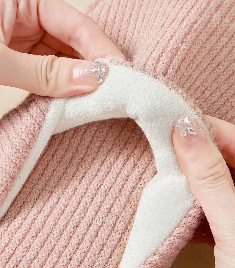 Winter Cotton Slippers for Women Wholesale 2026 New Model Indoor Home Slippers with a Stepping-On-Clouds Feel, Non-Slip, Thickened, Warm, Household Cotton Slippers for Men — feature 10