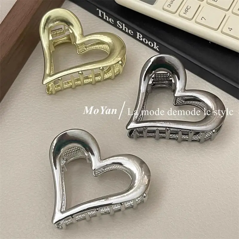 Heart-shaped Metal Hair Clips Silver Gold Women's Back Clip — feature 2