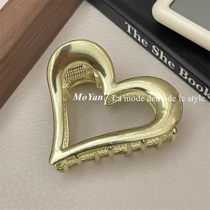 Heart-shaped Metal Hair Clips Silver Gold Women's Back Clip — feature 4