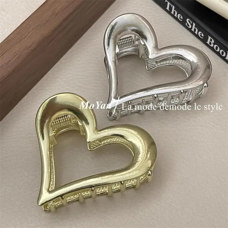 Heart-shaped Metal Hair Clips Silver Gold Women's Back Clip — feature 7