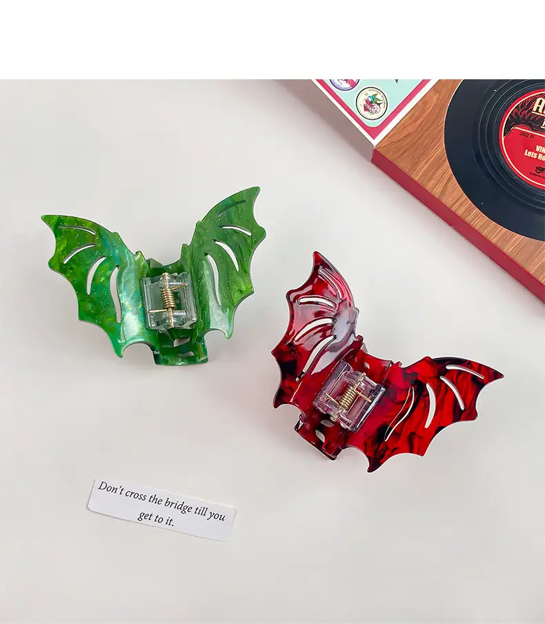 Halloween Bat Hair Clip Red Gothic Style — feature 6