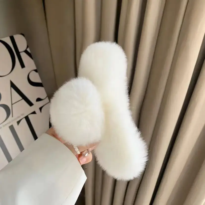 Leopard Print Soft Fur Hair Clips for Women - Image 17