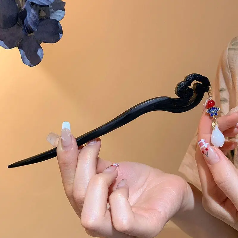 New Chinese Hairpin with Pearl Drop & Metal Spike