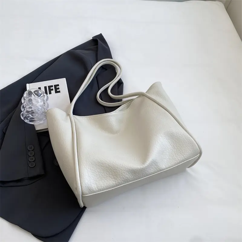 Women Large Capacity Shoulder Bag Beige 2023 - Image 4