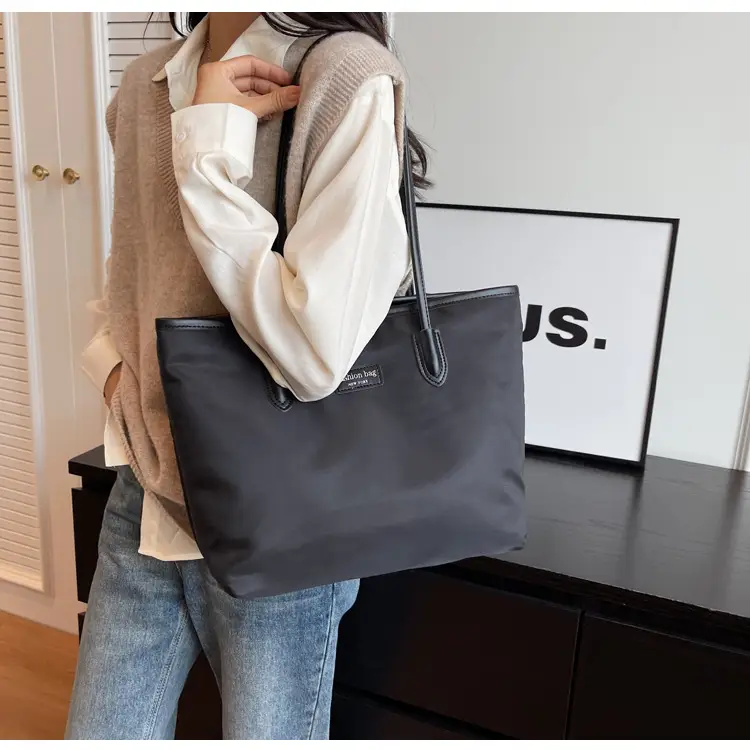 Women's Casual Nylon Shoulder Bag 2023 New Arrival — feature 13