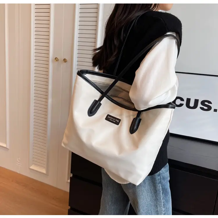 Women's Casual Nylon Shoulder Bag 2023 New Arrival — feature 18