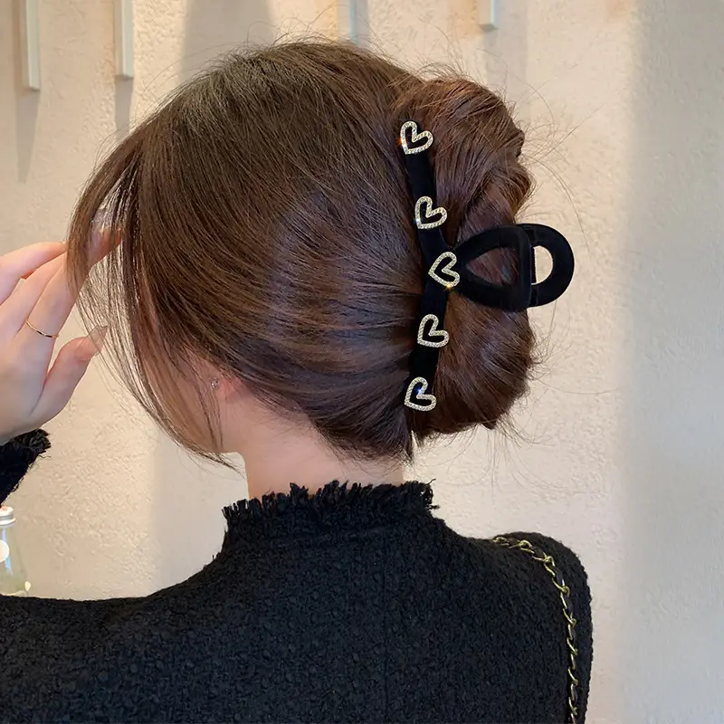 Love Rhinestone Updo Hair Clip with Shark Design — feature 4