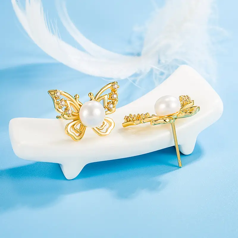 Hollow Butterfly Pearl Earrings for Women