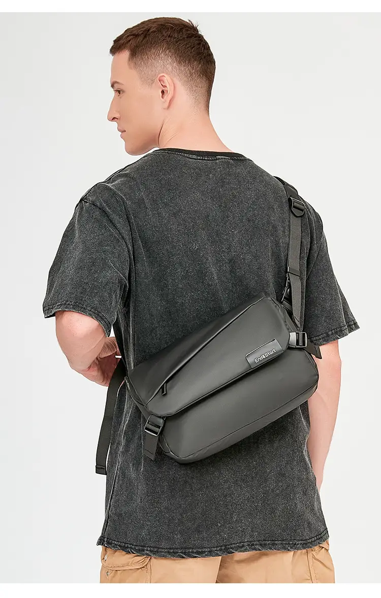 Men's Multi-Functional Messenger Bag Black — feature 4