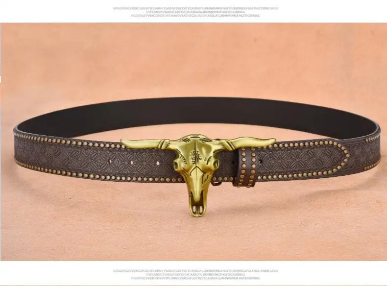 Men's Ngau Tau Belt with Rivet Design β feature 6