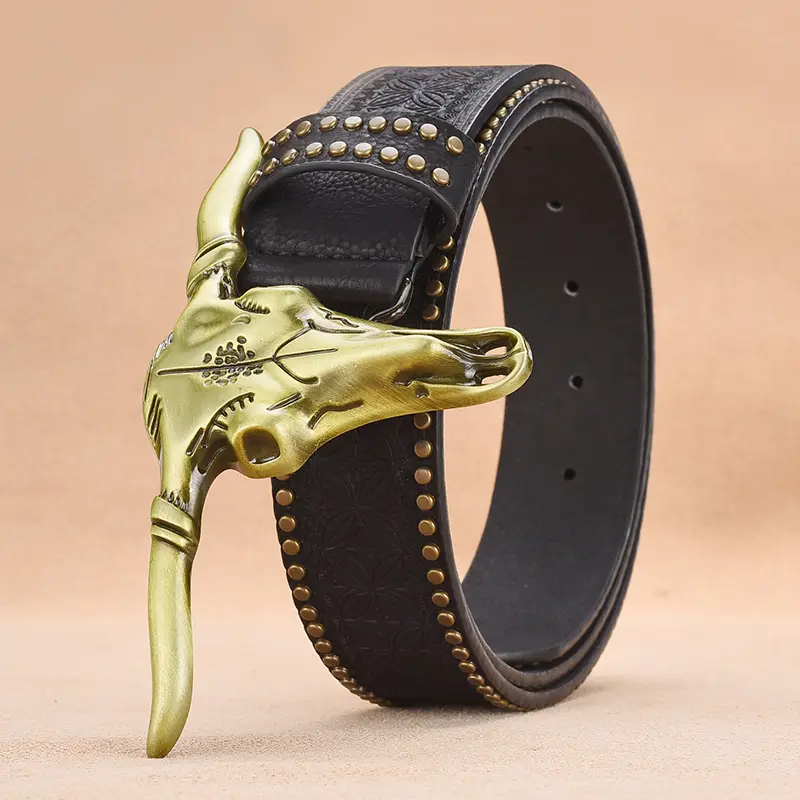 Men's Ngau Tau Belt with Rivet Design